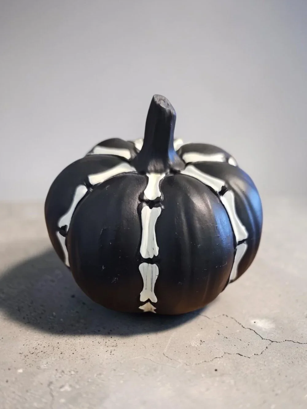Spooky Pumpkin Décor – Black Skeleton‑Style Pumpkin – Halloween Tabletop